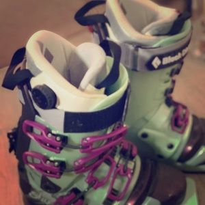 Black diamond stiletto telemark ski boot